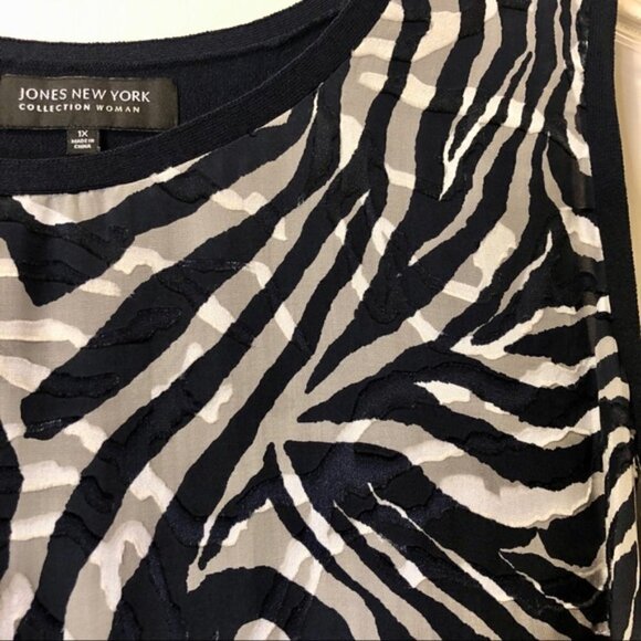 Jones NY Blouse Navy White Animal Zebra Print Scoop Neck SleevelessTop size 1X - Picture 7 of 12